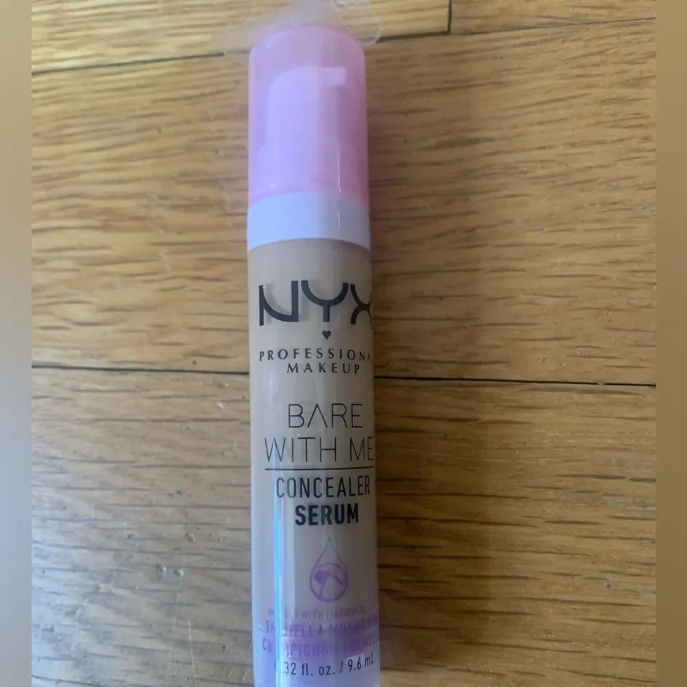 NYX Bare With me Concealer Serum Medium Gold